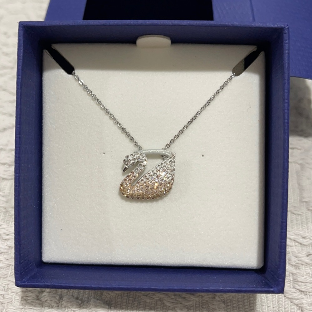 Swarovski 🌹 colgante